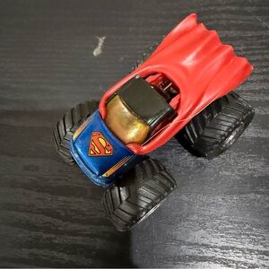Hot Wheels‎ Monster Jam Superman Monster Truck Toy Red Blue Diecast Metal
